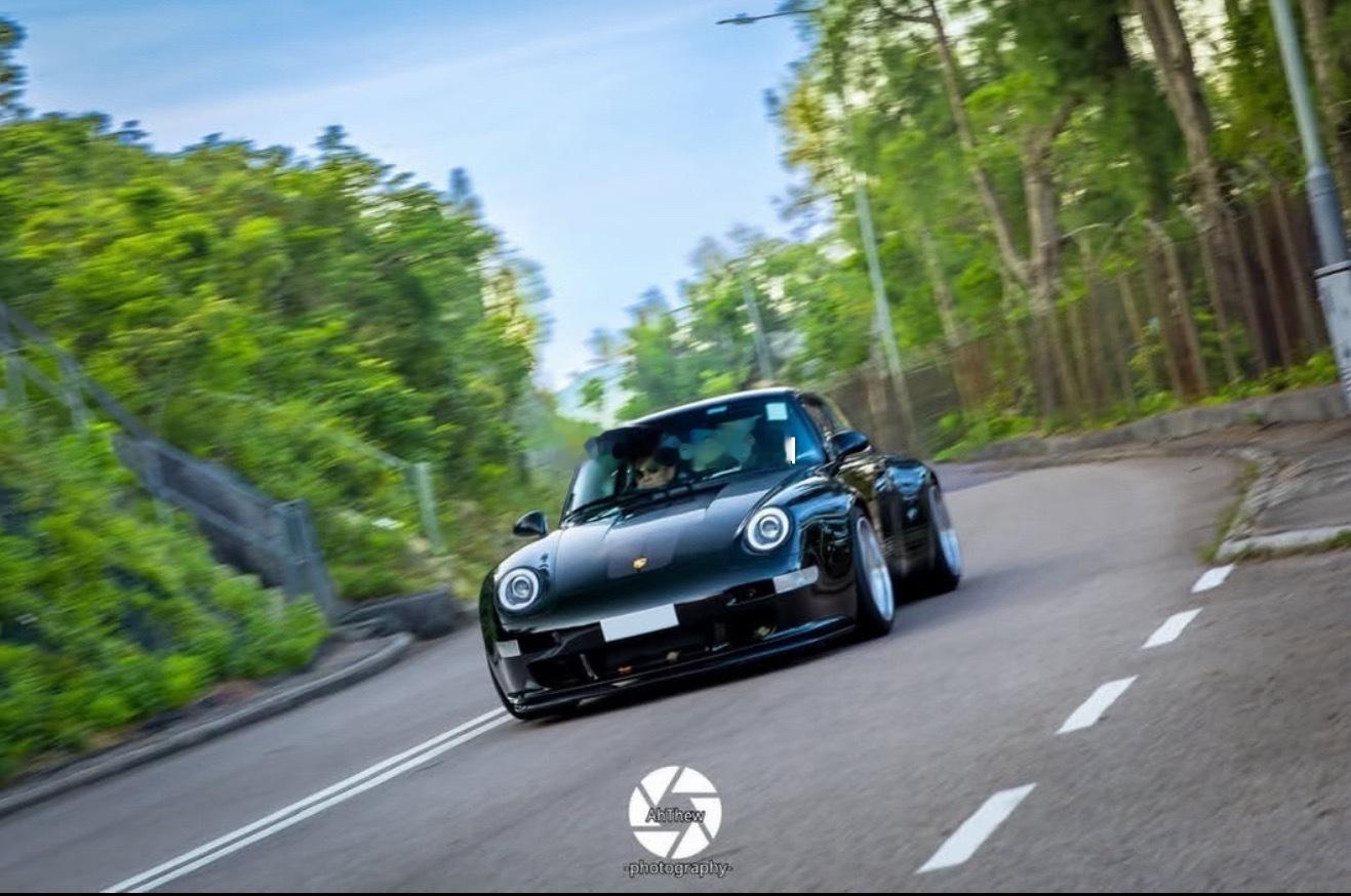 梁朝伟驾驶GuntherWerks993跑山又被拍到啦👏爱车的梁老师真优秀😁