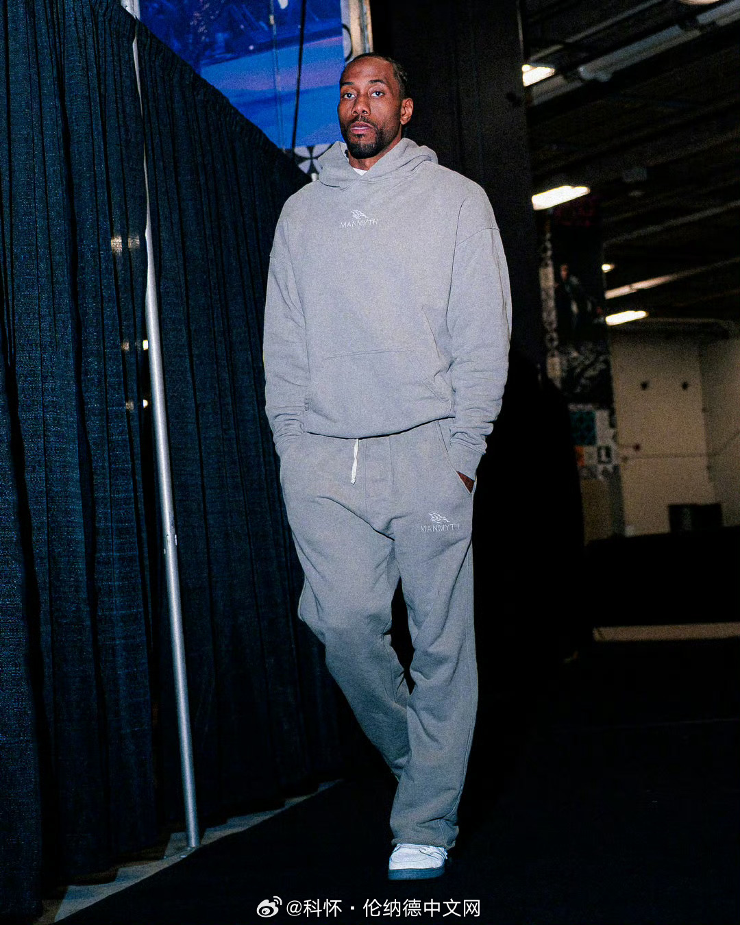 三节12中9拿到25分，末节球都摸不到…有意思