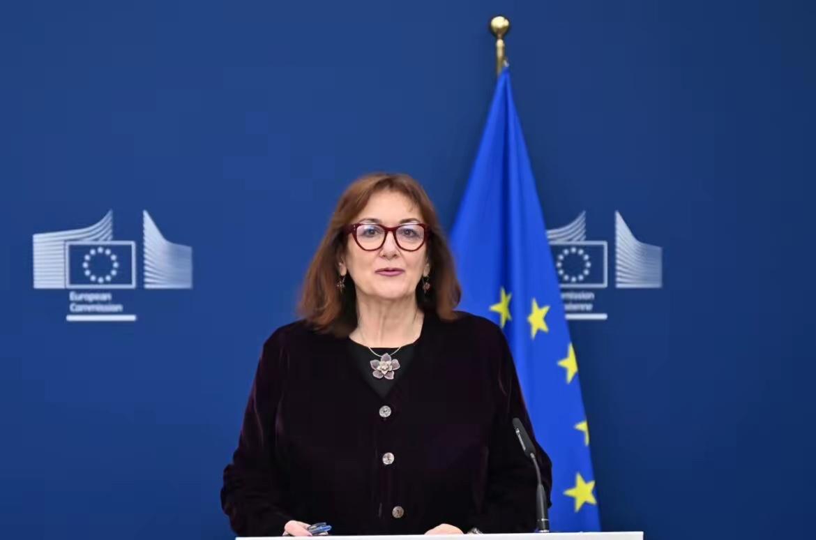 法国国际广播电台2月20日报道，法国外交部就欧盟专员出席特朗普“和平委员会”首次