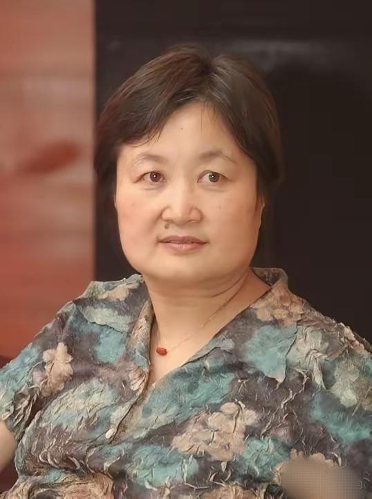 陈知进，女，中共党员，陈赓与傅涯之女。1950年出生于云南昆明。1968年入伍。