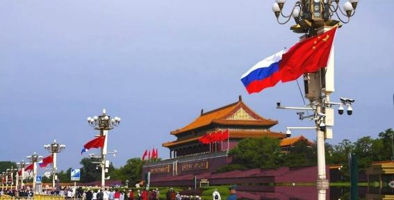 中国为什么不明确支持俄罗斯？答案很简单：不是不想，是不能

 战场上的变化越来越