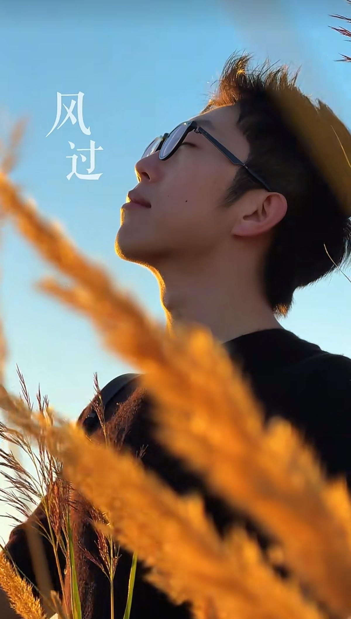 汉森已经到乌兰布和啦！
沙漠绿洲·大地漫谈
       风过沙扬，水致草生，在