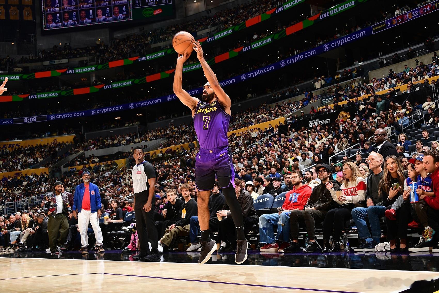 希望文总在亚特兰大能抽上好烟湖人老鹰交易nba多笔重磅交易