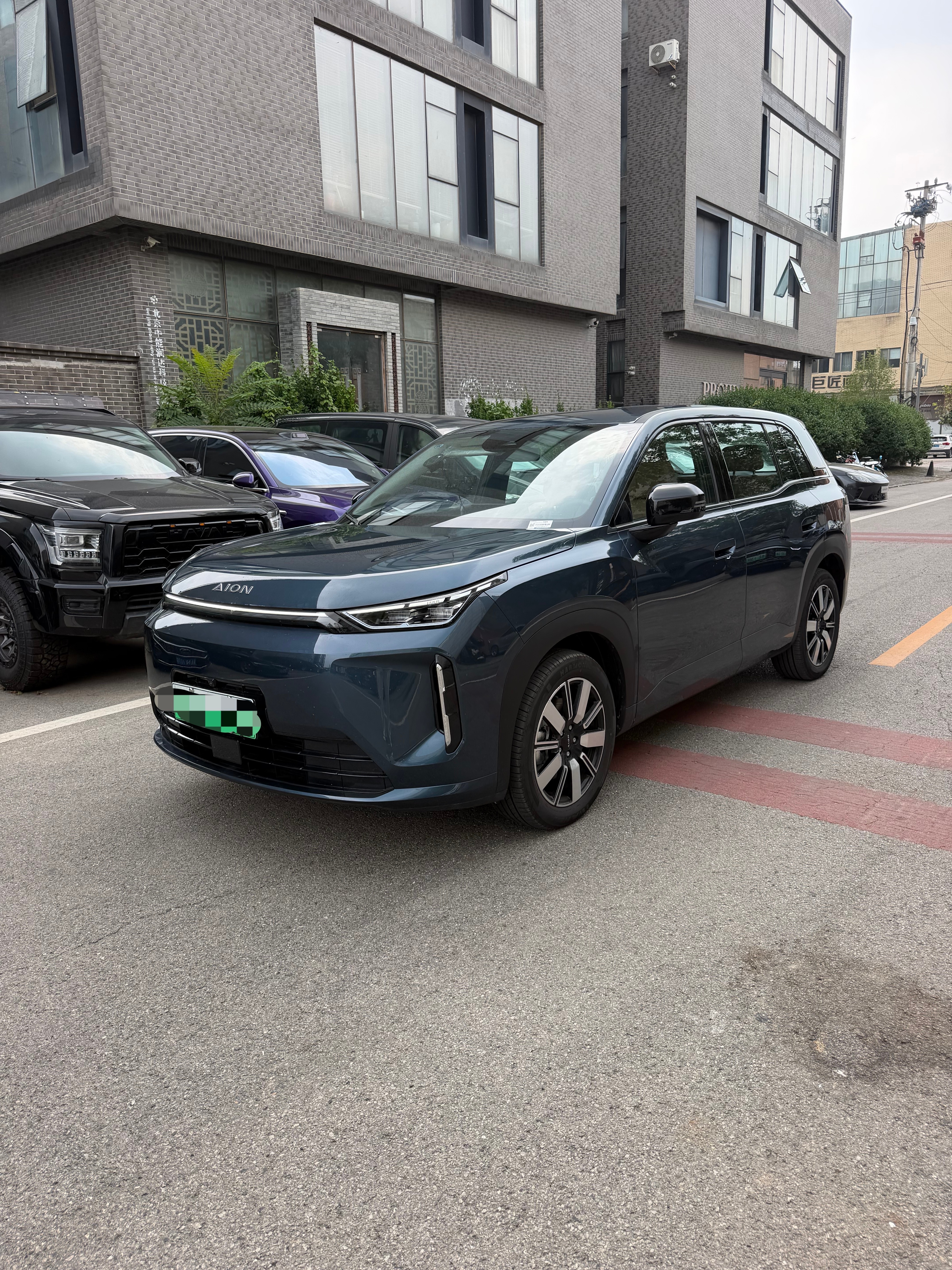 今天直播跑埃安 i60的高速续航这小车上个月卖了9000多台，关注度还是挺高的大