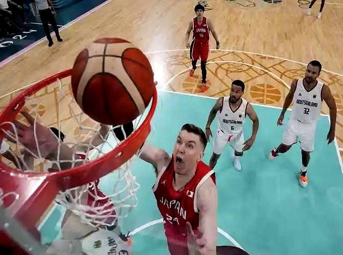 两负韩国，男篮今晚背水死磕日本
 
换做是你，首两战连输韩国，出线只剩最后一根救