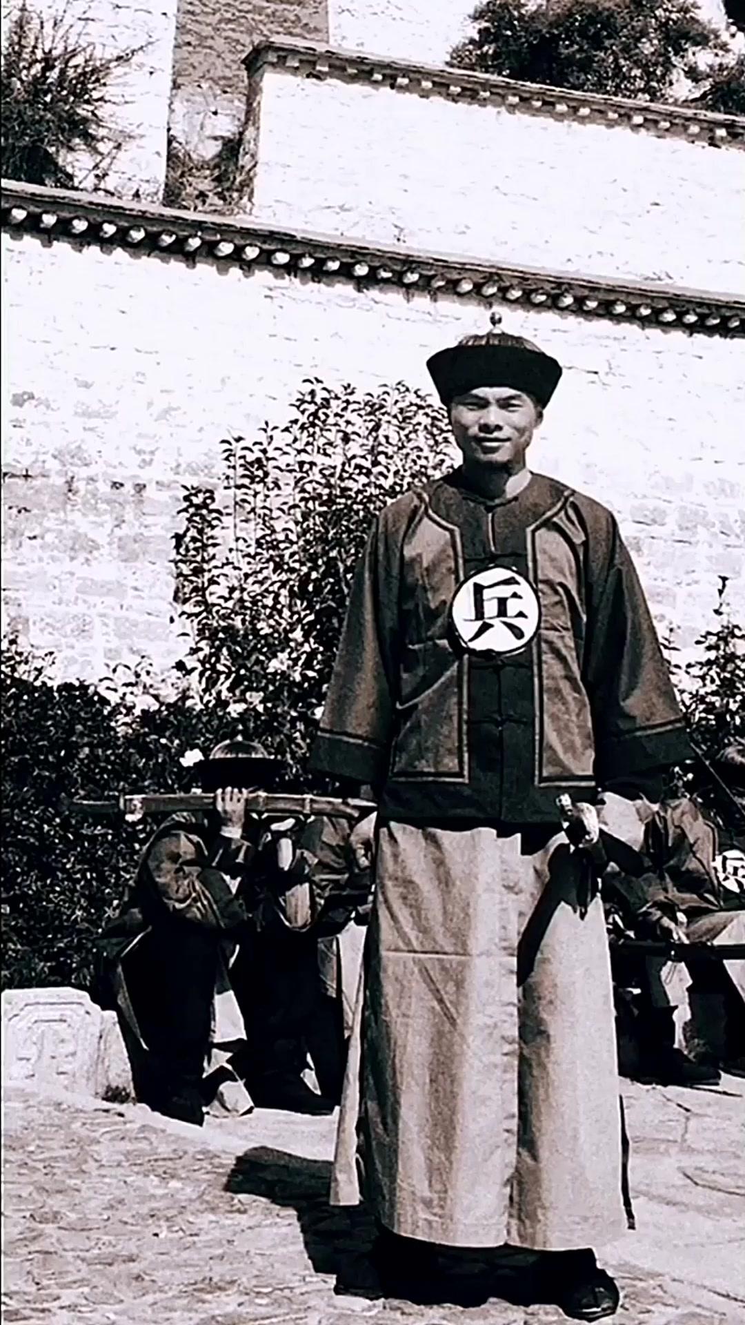 清朝士兵胸前的