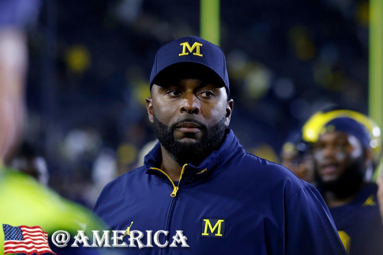 谢罗内·摩尔被控罪名、逮捕消息：密歇根大学被解雇教练的最新动态

近期被密歇根大