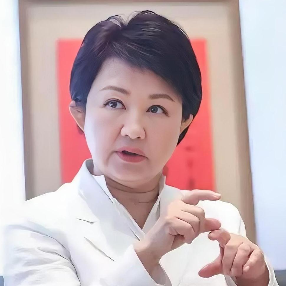 卢秀燕对赖清德的这番“苦口婆心”之语，足以暴露其“台独”内心。

近日，卢秀燕喊