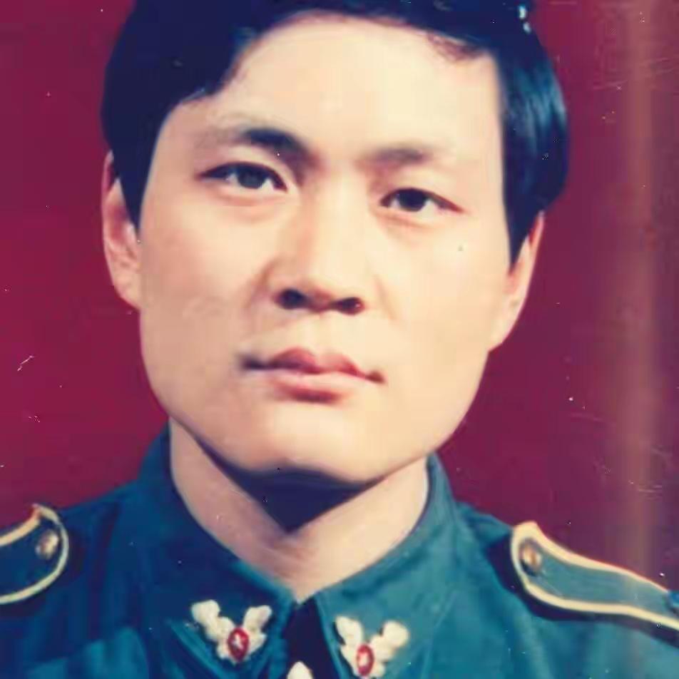 孙瑞林，男，汉族，1960.12-1992.7，江苏扬州邗[hán]江人。

1