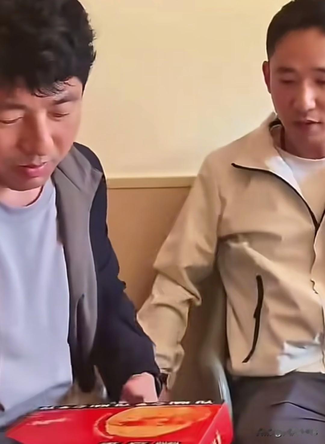 林德东认亲成功，林德东的童年也是很苦的。在三个月大的时候，在东北被别人拐卖到莆田