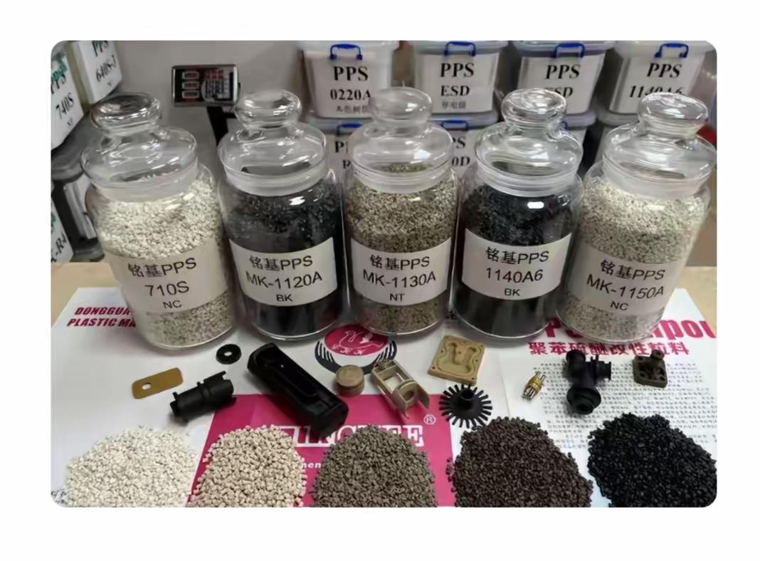 只能写可核实的部分，不按你给的原文那种“随时猛打/致命命门/美国做不出芯片就没命