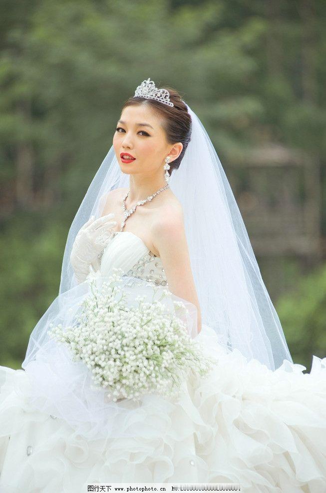 2024年12月3日，内蒙古乌兰浩特的杨女士遭遇了离谱事儿。她满心欢喜打开四年前