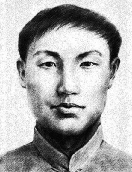 飞夺泸定桥英雄团长高烧后举枪自尽，多年后杨成武表示：并非自尽......
 
飞
