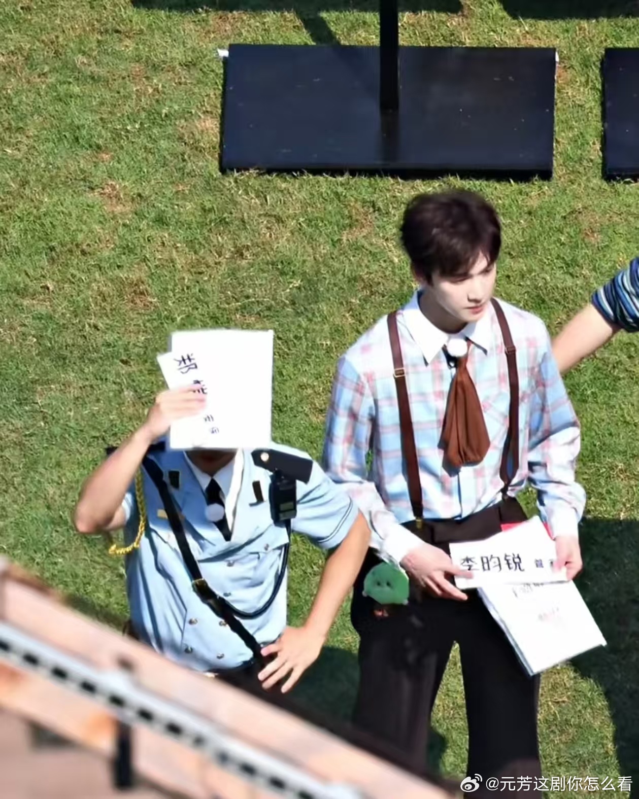 跑男24K风暴角色牌陈哲远财务孟子义腰比名牌细 跑男24K风暴角色卡牌来啦！孟子