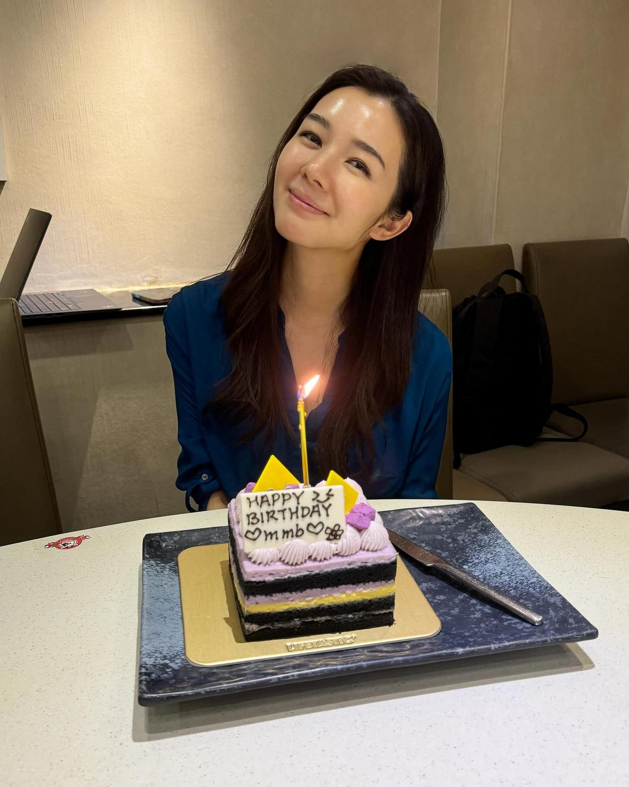 她曾经是香港小姐选美冠军，当年在TVB一直被忽视，现在已经淡出娱乐圈，浪费了这么