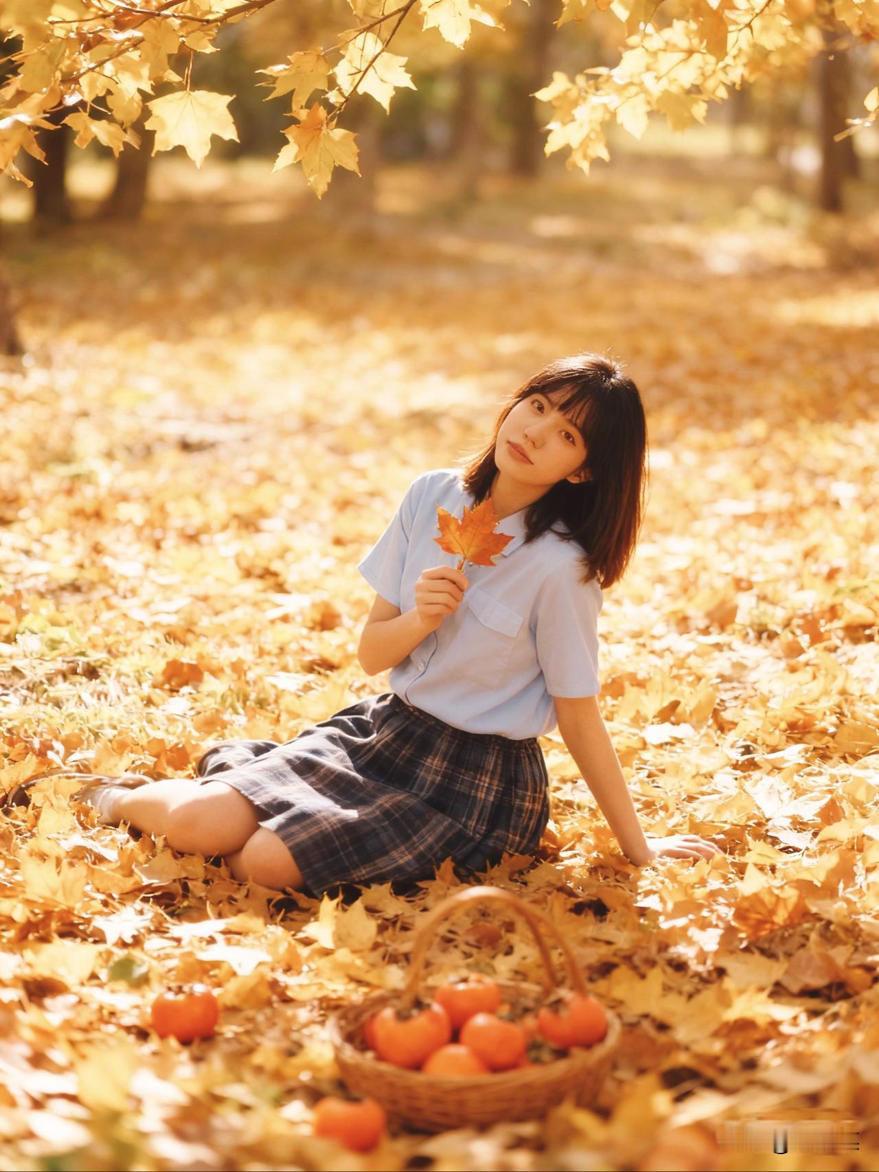 与其仰头看天，不如低头看路。

天上掉馅饼的概率非常非常小，不过路上捡钱的经历，