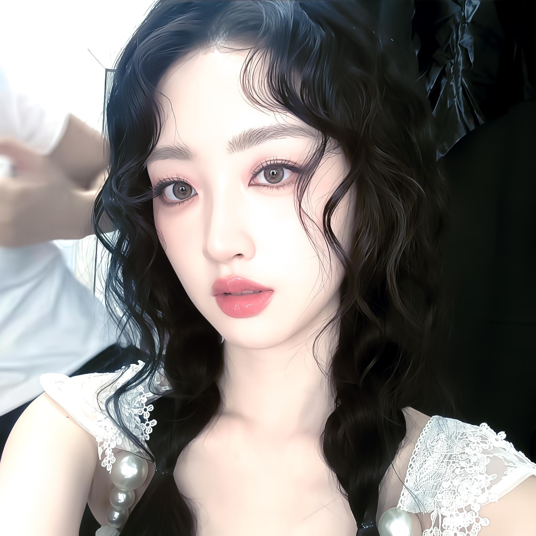邓恩熙·↻𝑯𝒊𝒅𝒆 𝒊𝒏 𝒚𝒐𝒖𝒓 𝒉𝒆𝒂𝒓𝒕.?