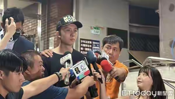 慈母多败儿，台湾著名女明星狄莺又交了一百万，又把台湾著名星二代孙安佐保释出狱了。