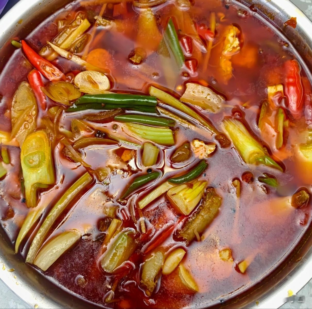 宝宝你先吃，我现在有点忙 