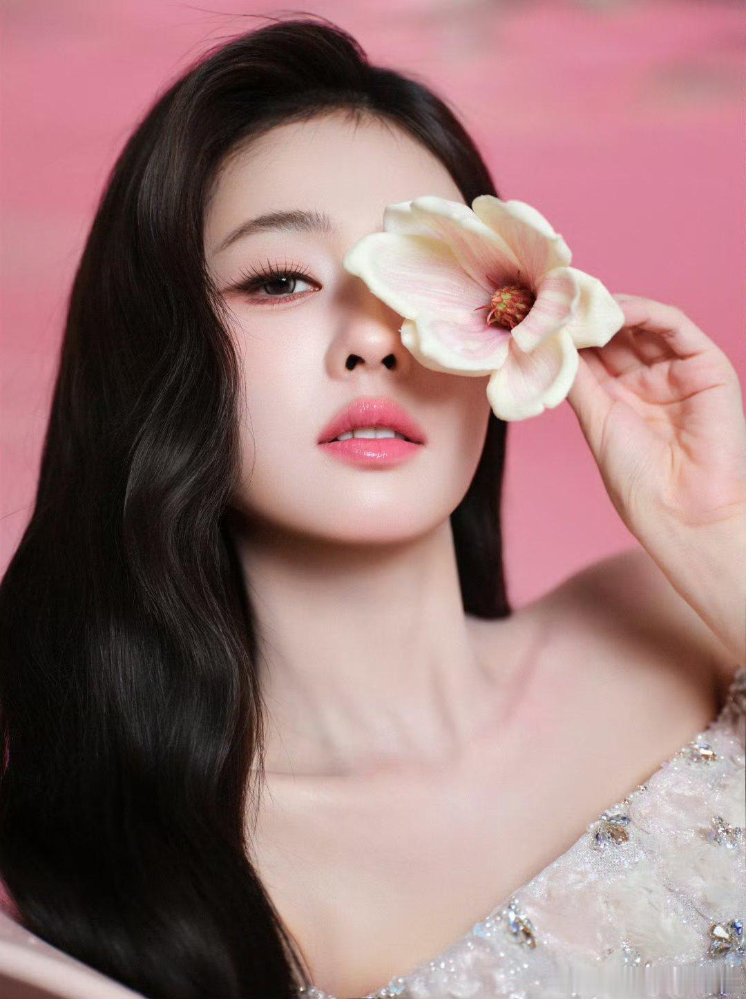 白鹿配音午休花絮白鹿吸狗 白鹿配音午休花絮哈哈哈 