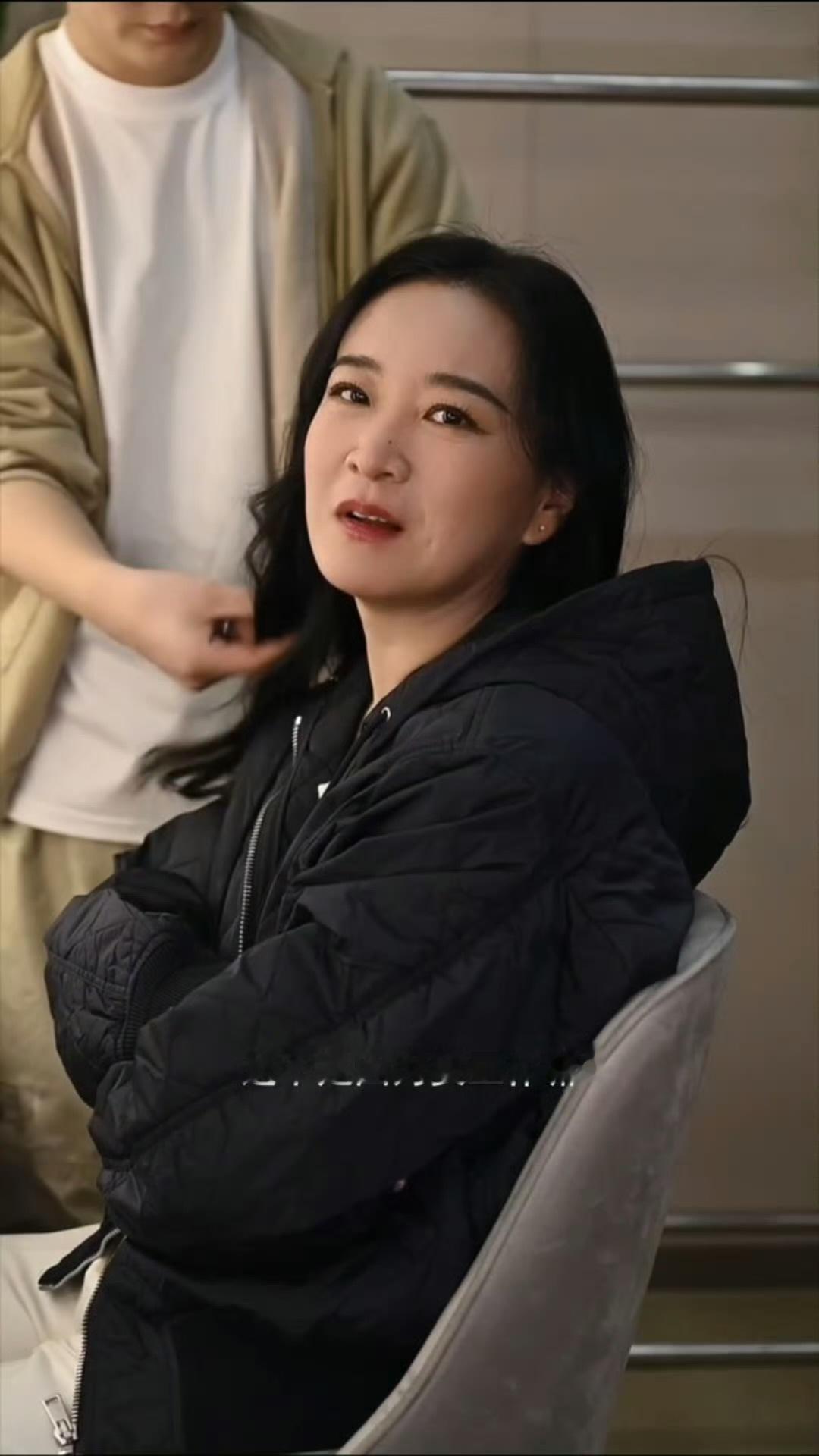 VOGUE请假阵容 VOGUE这次20周年盛典很不体面了，艺人不参加还被要求拍请