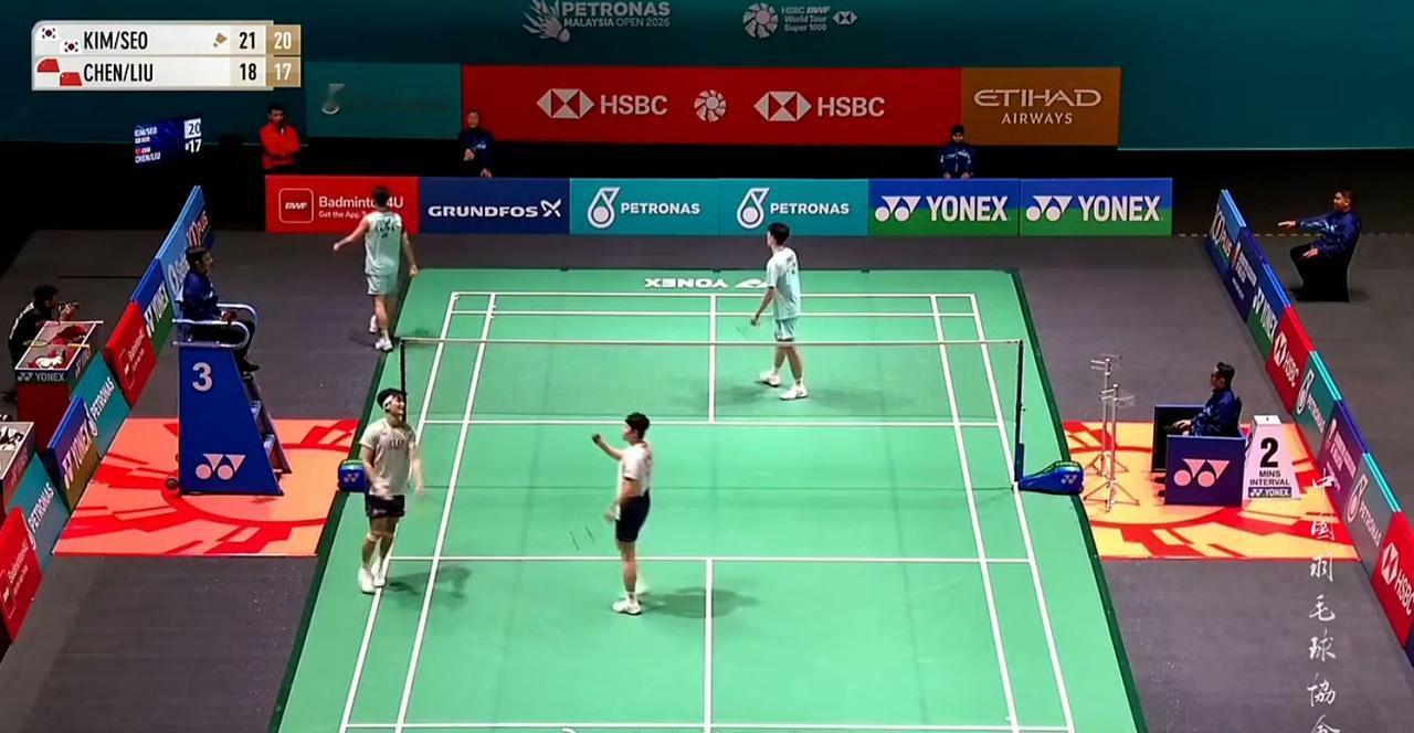 又一对儿国羽男双止步首轮！
刚刚！陈柏阳/刘毅🇨🇳 18-21、17-21不