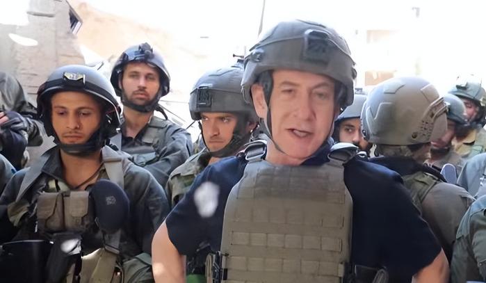 特朗普刚喊完推迟打击，美以战机就趁夜色动手了！谁能想到，这出阴险的缓兵之计，换来