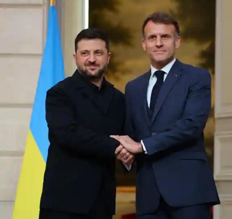 基辅与欧洲盟友商讨和平计划 白宫施压加码
    欧盟委员会主席冯德莱恩周五表示