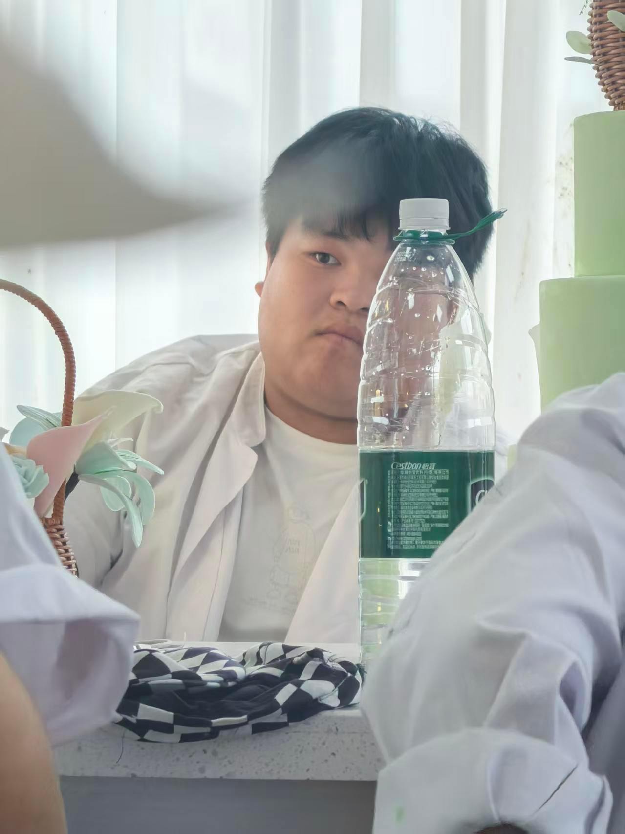 能si不 贴脸你妈 