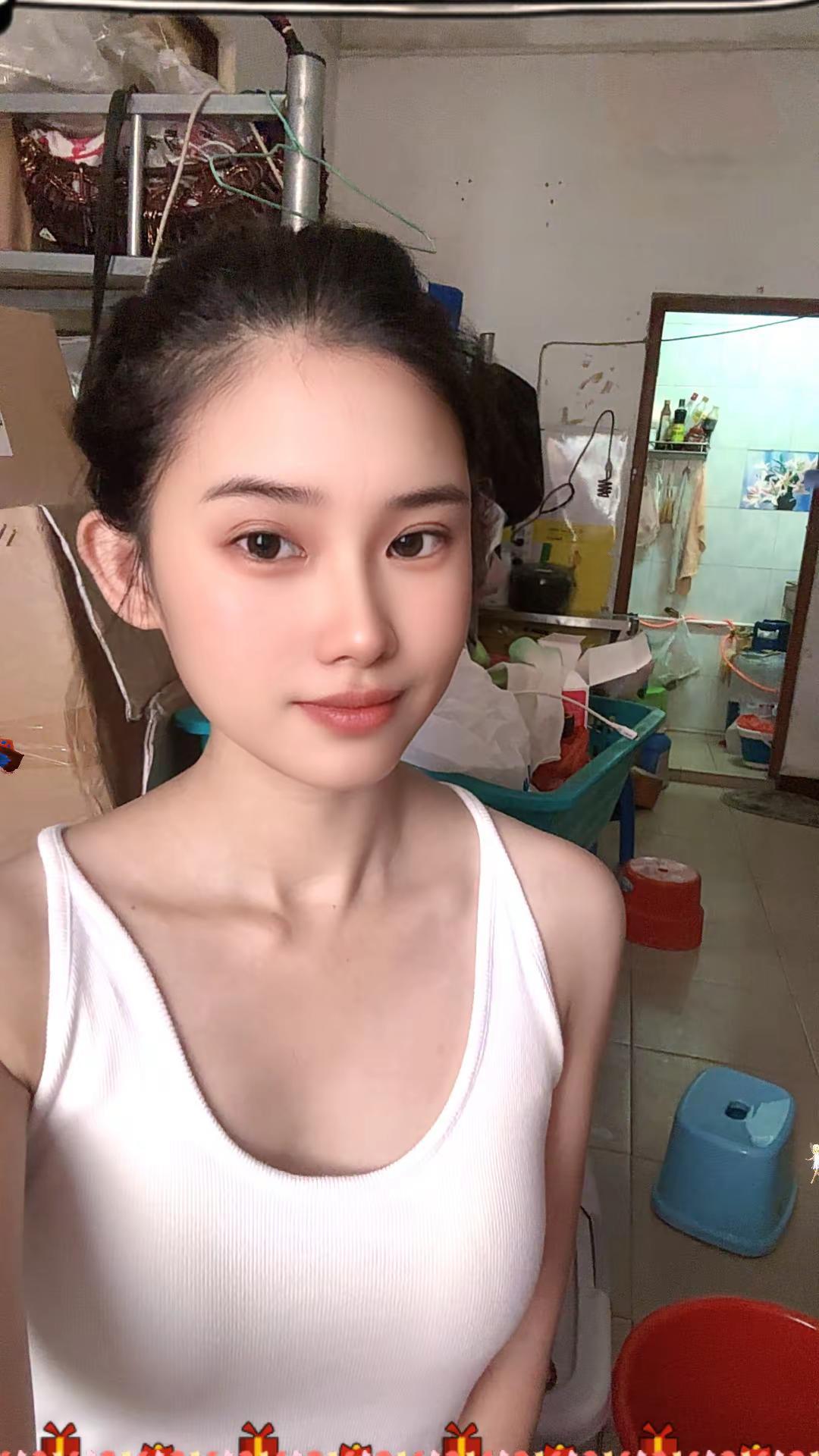 睡到自然醒的日子最后一个星期了小孩要开学了