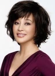 2024年韩团出道归国的21岁邵子恒，帅得挑不出错却为啥让刘晓庆替他着急？

娱