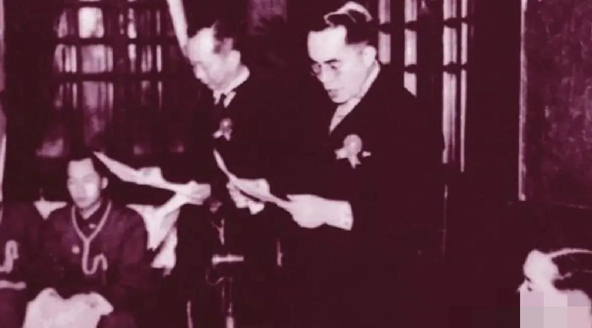1946年，汪伪政府的“笔杆子”林柏生被枪决，到了刑场，他说：“听说上次思平先生