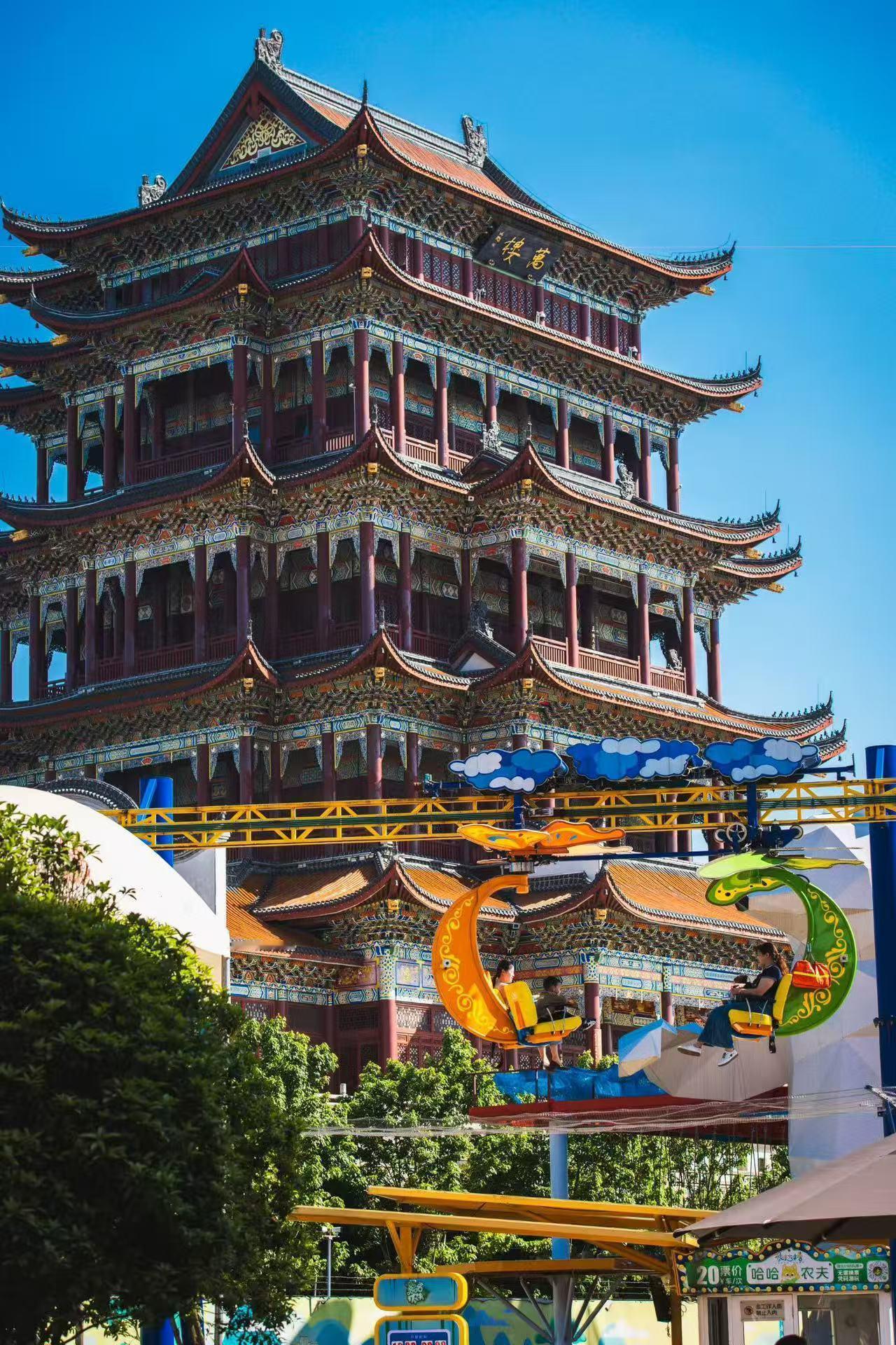 湖南湘潭游，万楼打卡攻略！
来湘潭万楼旅游，古风楼阁+潮玩码头+五一限定活动从白