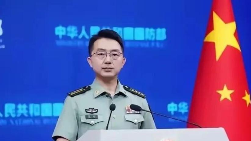 开火了？ 6月10日，台军首次在西部海岸，朝中国大陆方向射击30枚海马斯火箭弹。