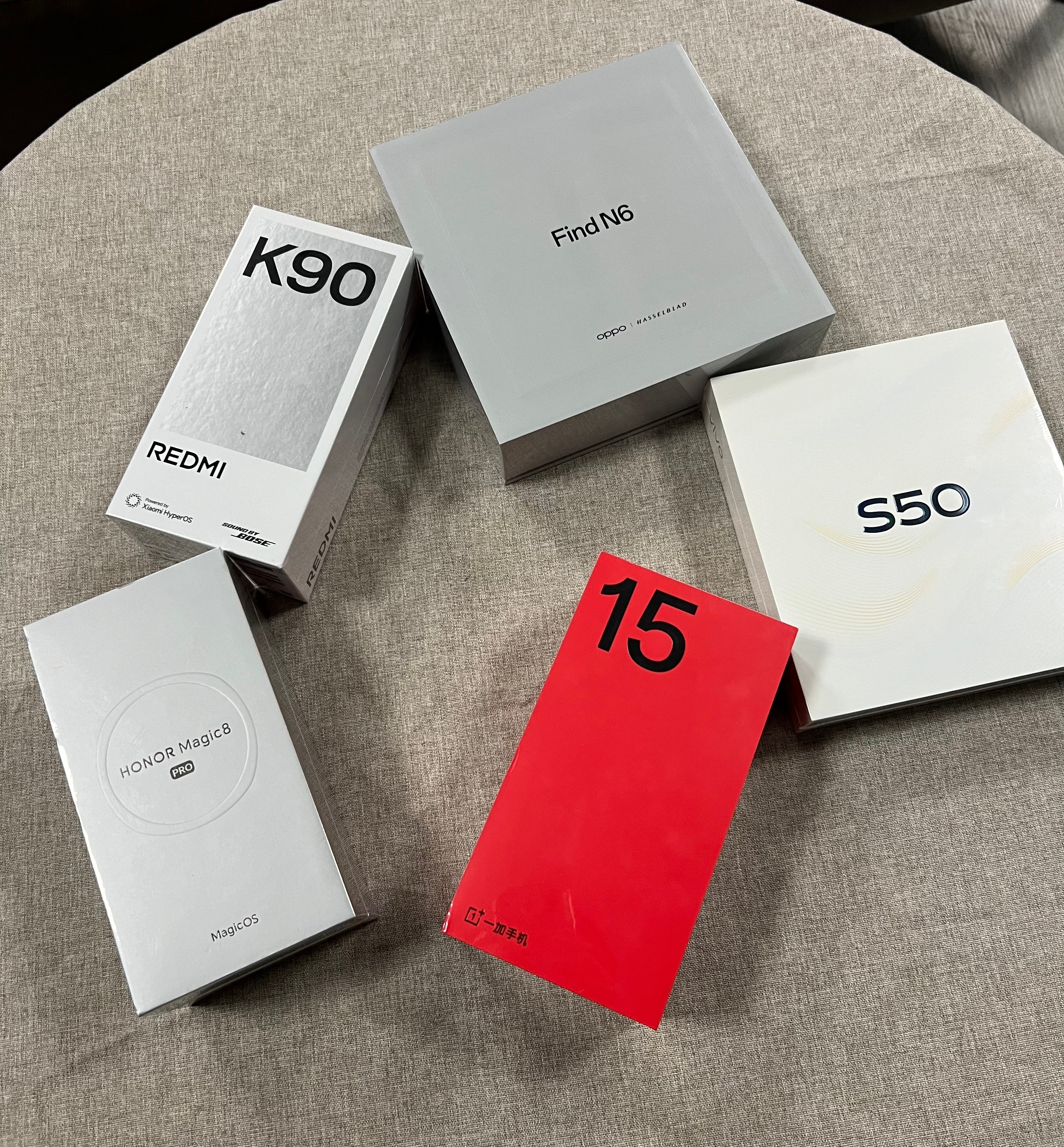 优惠出几台全新未拆封未激活新机，官方原封，全国联保一年，包邮全国红米K90 12