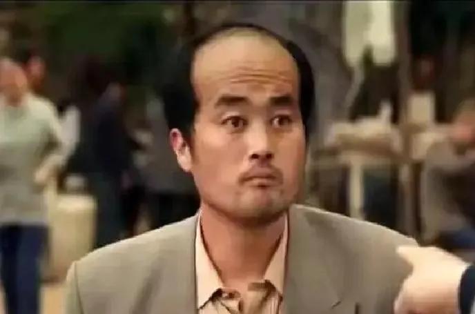 郭锤子，整部戏酬劳5万块，结果观众看完，把演了40集、一集拿80万的大男主忘了个