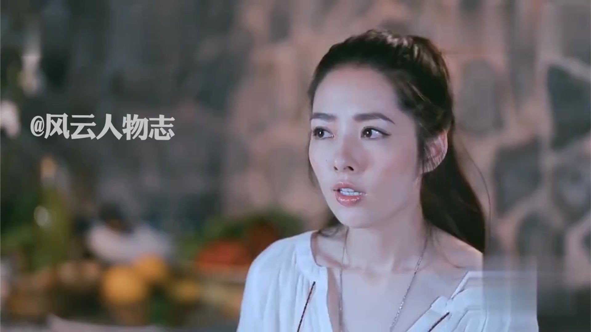 “豪门儿媳”郭碧婷：丈夫偷吃却依旧笑嘻嘻，背后清醒不输朱玲玲
