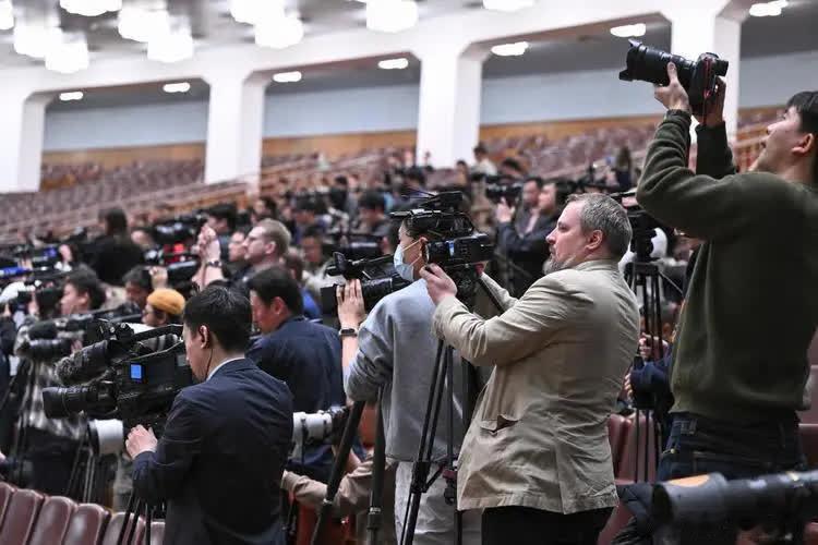 朝鲜军事专家曾经说出了这样的一番话：如果中美战争爆发，中国大概率会吃亏，但是 美