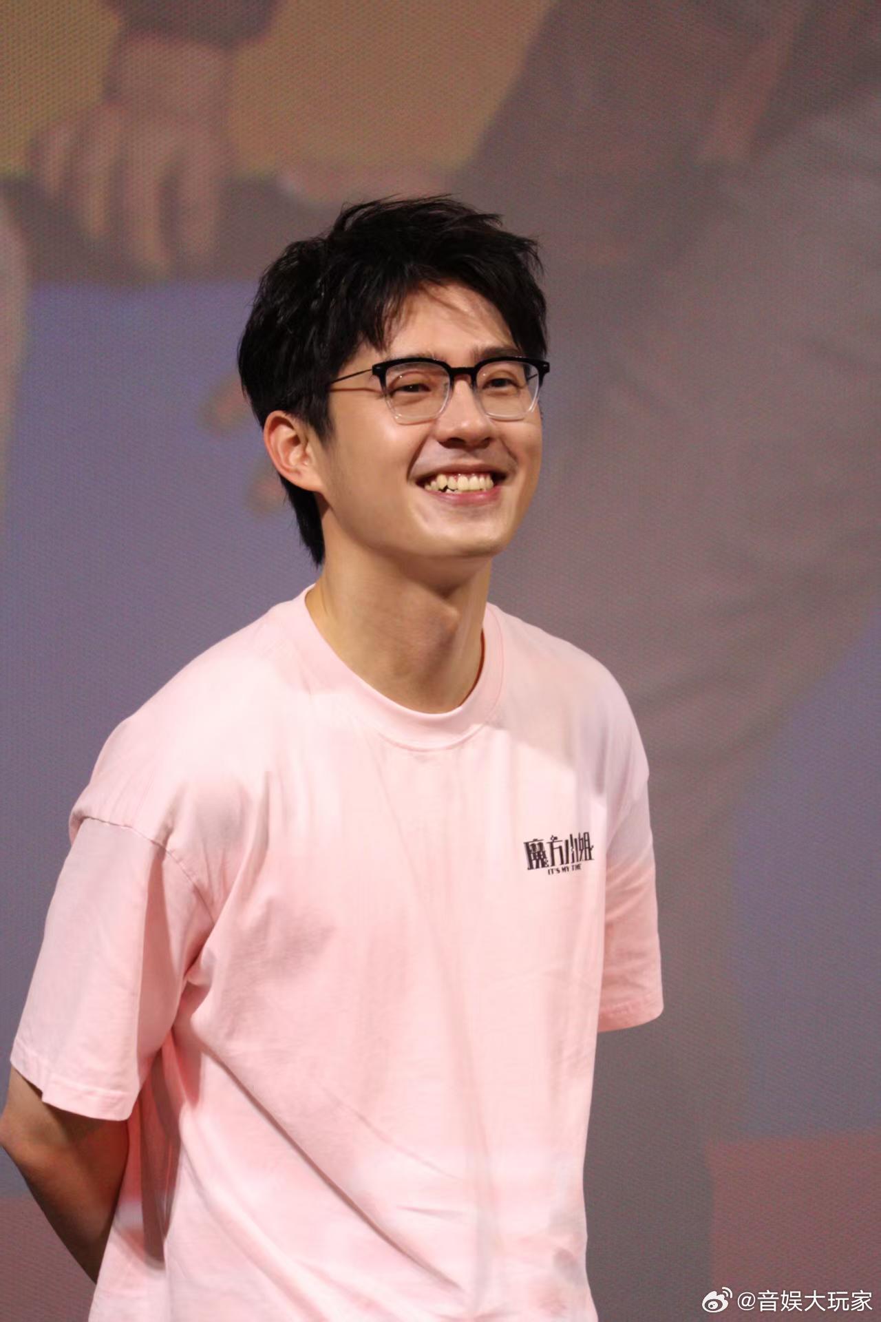 刘昊然魔方小姐点映口碑“细腻演绎出少年追逐热爱的韧劲”谁懂这句含金量！魔方小姐点