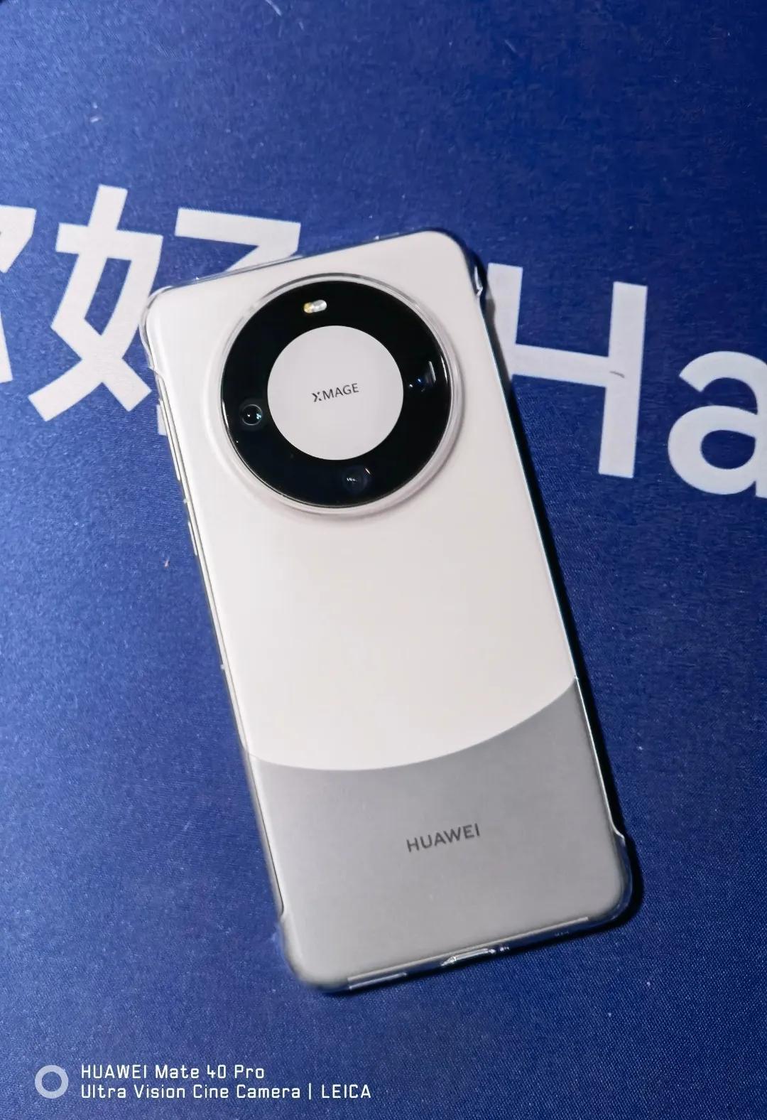 这个白沙银越看越好看，先锋计划第一批入手的，已经记不清系统更新了多少次，续航时好