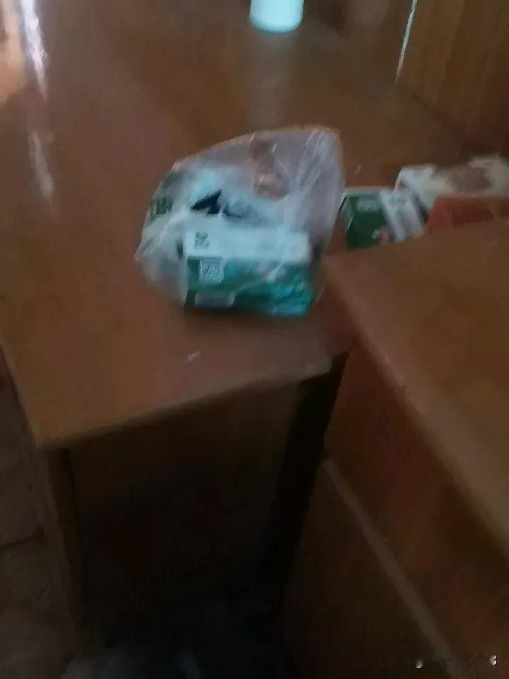 如今农村纯种地的还真有富二代。就说贵州六盘水的任龙勇，他可是实打实的富二代，父亲