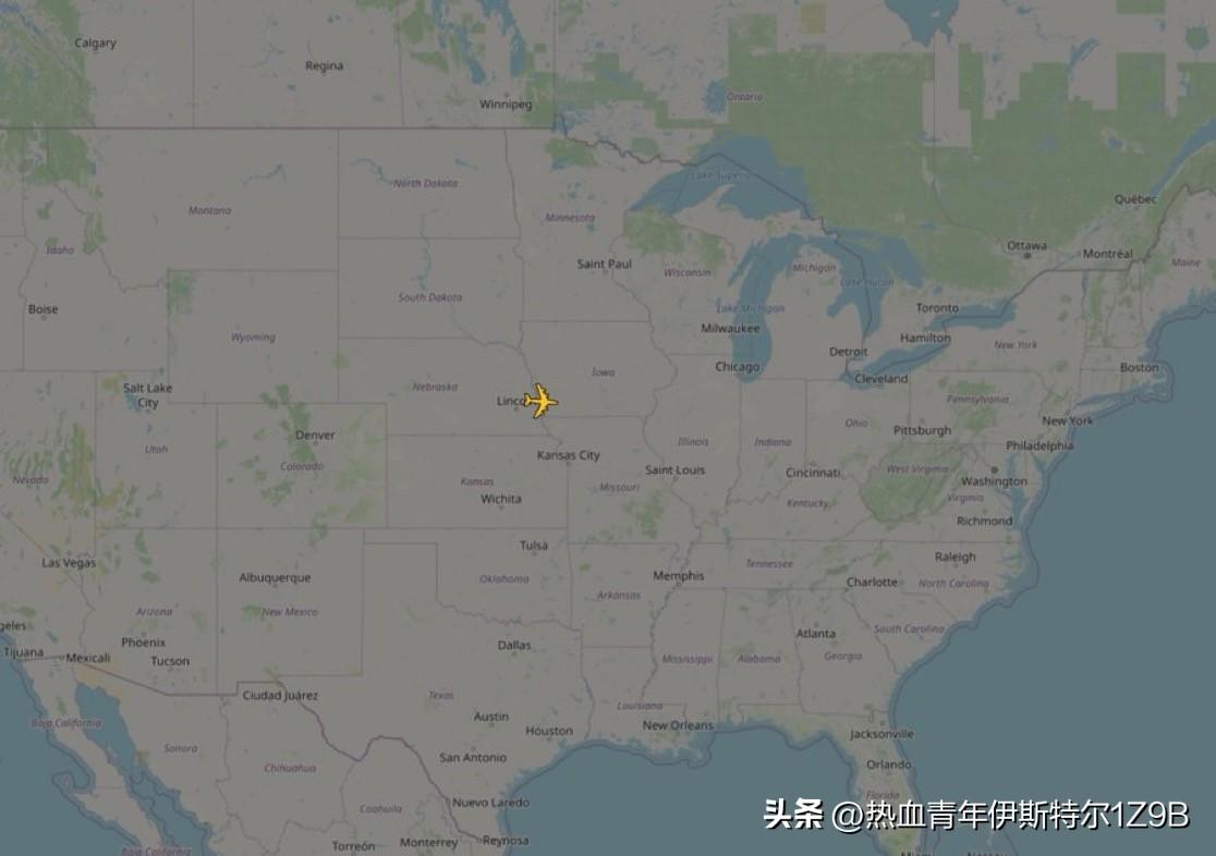 一架美国空军RC-135“铆钉联合”（Rivet Joint）侦察机，呼号OLI