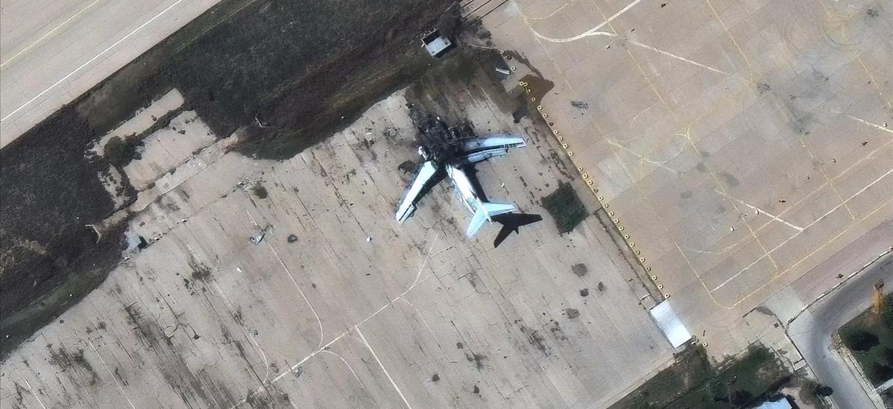 半岛电视台报道，伊朗唯一一架空中加油机毁于空袭。

当地时间6日，美国中央司令部