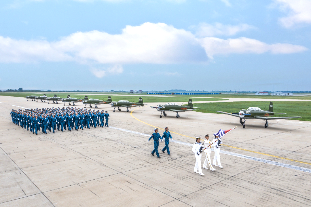 海军航空大学某团荣立集体二等功 ​​​