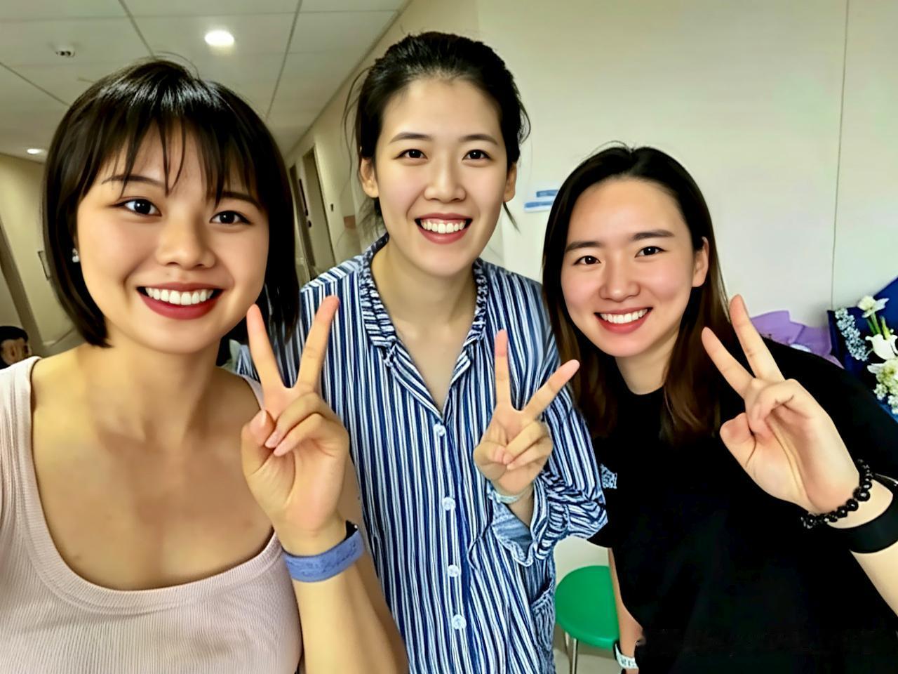 李盈莹日前在京接受心脏手术，手术顺利、成功，现已回津居家休养。
李盈莹简介:
李