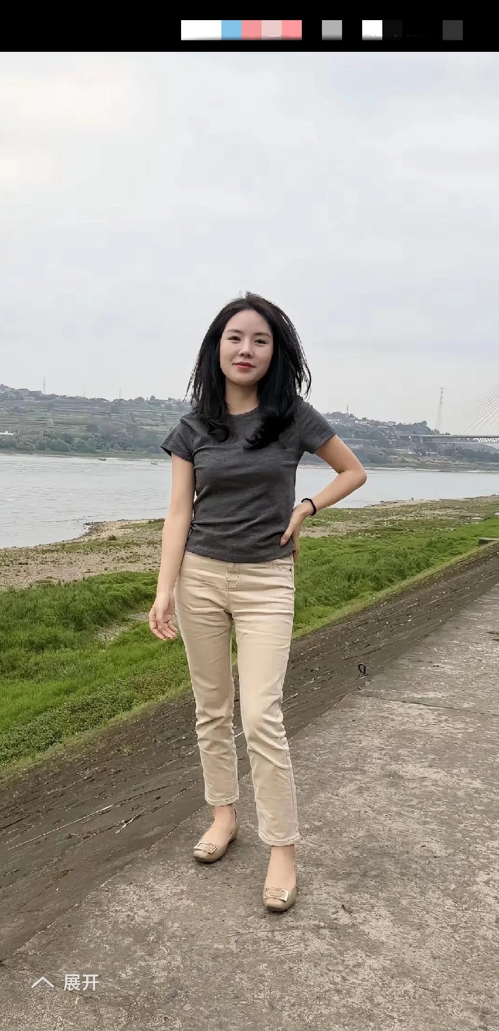[心]捉泥鳅[心]
挽起裤脚踩泥塘，
几回泥鳅钻裤裆。
童年趣事魅难挡，
……