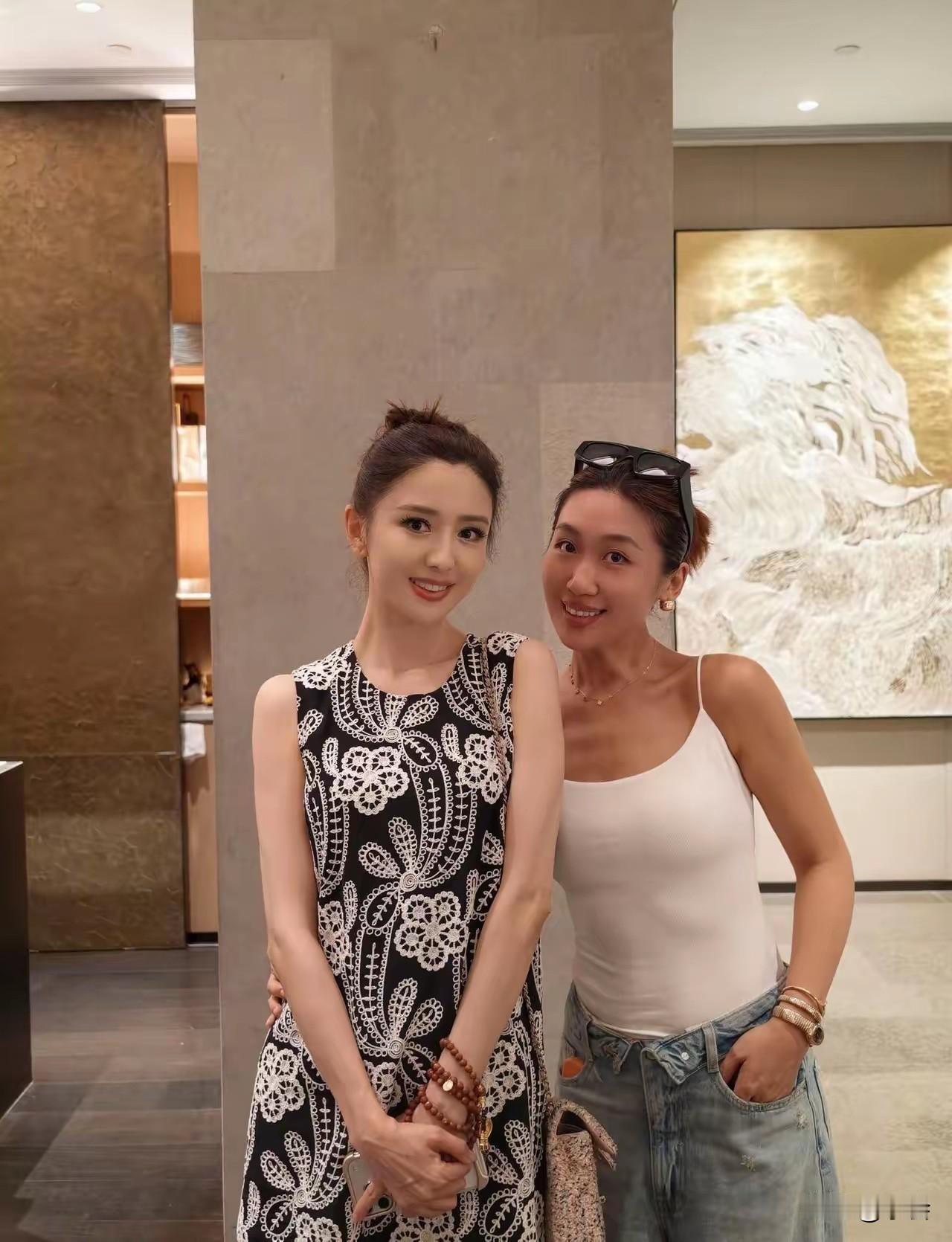 佟丽娅真的是为舞台而生的！ 舞剧《在远方，在这里》东莞场，绝美的肢体表达，每一帧
