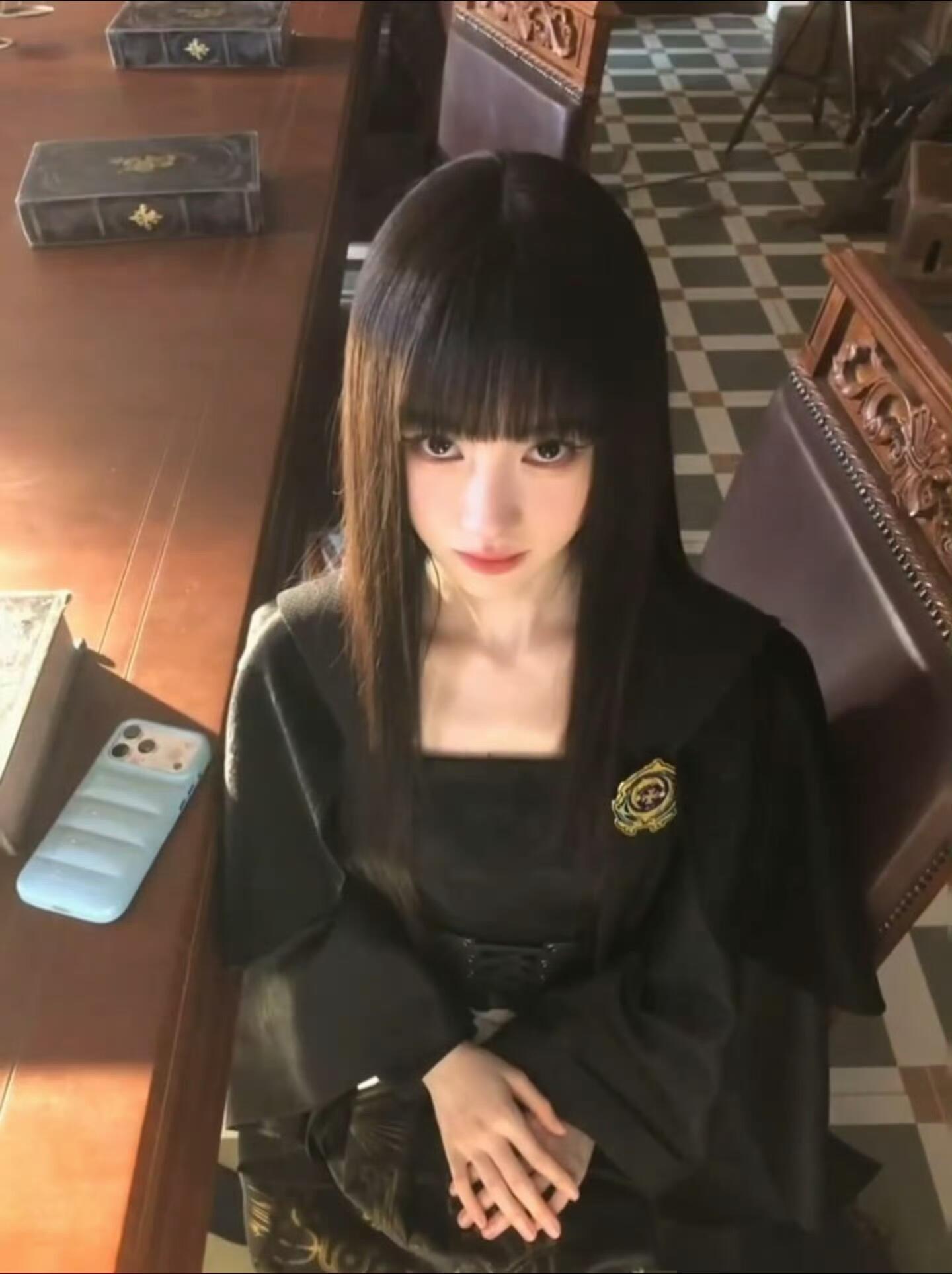 欧尼真的好喜欢齐刘海 像魔法师🧙 鞠婧祎跳了恋爱的条件手势舞