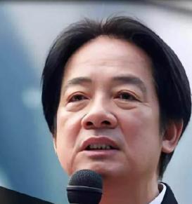 不要再把责任一股脑推给民进党和美国了！台海闹成今天这样，很多人张嘴就是"都是民进