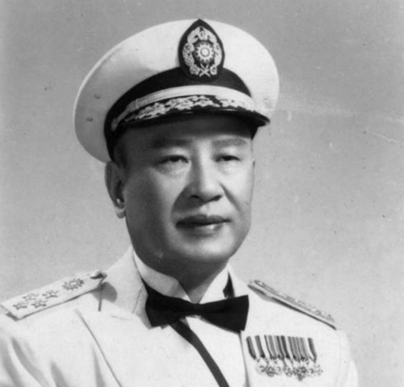 1966年，白崇禧病逝，蒋介石去吊唁，在灵堂上问白家人有何困难，白崇禧的小儿子说